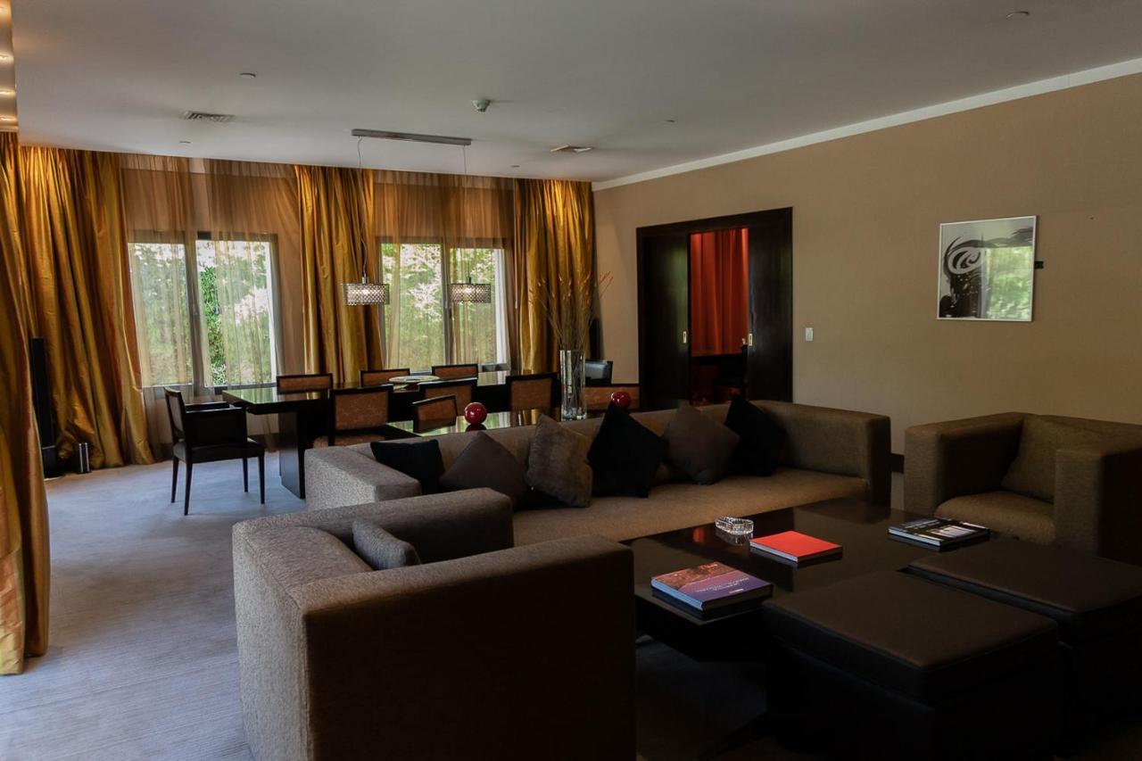 ניוקואן Hotel Casino Magic מראה חיצוני תמונה